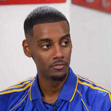 American soccer player scores at Santiago Bernabeu