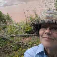 How do you activate or renew moonscroll for nature cultivation?