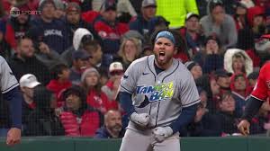 Jonathan Aranda brings in 2 runs after a costly outfield error by Chase DeLauter