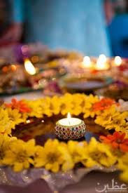 Diy Mehndi Plate Desi Wedding Decor Diy Mehndi Decorations Flower Centerpieces Wedding