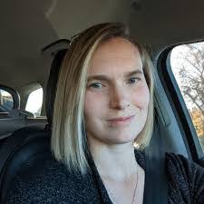 Dana Pfeiffer's Instagram, Twitter & Facebook