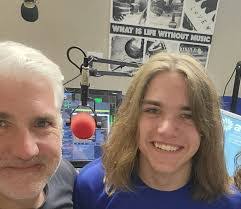 Andy Salter's Instagram, Twitter & Facebook