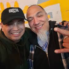 Super dope art show last night.. I got to hang with some of my favorite  people... big shoutout @iceberg_slick_original for bringing us all  together... From Gear to Mear.. I miss big shows