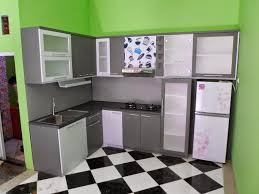 Selain itu, desain yang dihadirkan pun tampak beragam dan sangat cantik. 21 Kitchen Set Aluminium Putih Paling Top