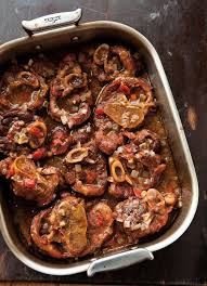 Osso Bucco Recette Pour Un Repas Gouteux Et Typiquement Italien Cuisine Italienne Recettes De Cuisine Recette Osso Bucco