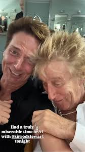 Rod Stewart with The Band, Don Kirkpatrick, Kevin Savigar, David Palmer,  J'Anna Jacoby Harrold, Curt Schneider, Emerson Swinford, Amanda Carvill,  Adrianna Thurber, Becca Kötte, Holly Brewer, Julia Thornton and Jimmy  Saxman Roberts. |