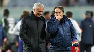 Mourinho: «Na primeira parte o Benfica não esteve em campo»