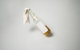 Vor zwei jahren wurden einem medienbericht zufolge steine durch die. Lq9f Kaetkzlrm