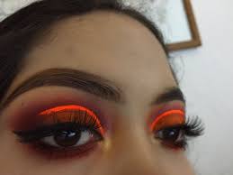 Delineado Neon Naranja Delineados Maquillaje De Ojos Maquillaje