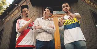 Bigflo et oli, parfois abrégé b&o, est un groupe de rap français, originaire de toulouse. Bigflo Oli Reagissent A La Parodie De Mister V Et Annoncent La Reponse Du Daron