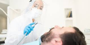 Gaji seorang dokter gigi sangat lah bervariasi. 5 Tips Aman Pergi Ke Dokter Gigi Saat Pandemi Covid 19 Halaman All Kompas Com
