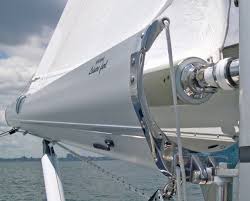 Systeme D Enrouleur Et De Prise De Ris De Grand Voile Nautex Voilier Catamaran Grand Voile