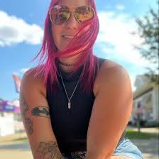 Alyssa Hawk (ahawk15)