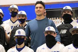 The padres landed second baseman/outfielder adam frazier in a deal with the pirates for three prospects, making Pittsburgh Pirates Adam Frazier Brings Gifts To Oconee County Baseball