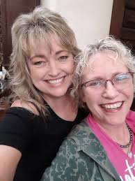 Women's prosperity network members meet at disneyland