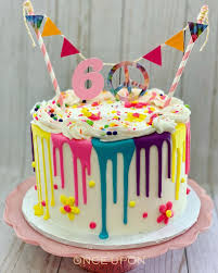 As you know that age topper cake is considered special. 60 S Themed Birthday Cake 60th Birthday Cake For Ladies Cake 60th Birthday Cakes