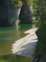 les gorges du tarn tourisme et randonnee en lozere gorge du tarn beau paysage paysage france