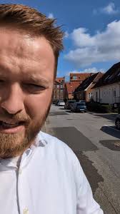 En bekymrede borger rakte ud til mig, fordi han nu har svært ved at finde  parkeringspladser tæt på hvor han bor., Hvorfor? Fordi betalingsparkeringen  har gjort, at folk som normalt parkerede inde i ...