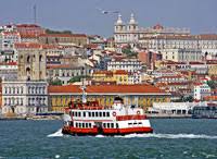 Лиссабон раскинулся вдоль широкого устья реки тежу. Lissabon Stolica Portugalii Portugaliya Planeta Zemlya