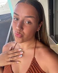 Olivia Spaulding's Instagram, Twitter & Facebook