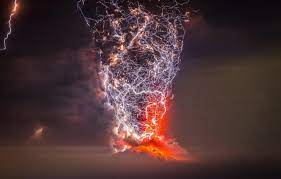 Lightning Striking A Volcano As It Erupts Zoom Meme Erupts Lightning Striking Volcano Https Putmelike Panoramic Photography Photo Awards Volcano