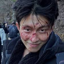 claire (@hahahaharlequin)