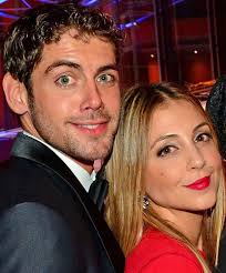 Roy Peter Link Fansite