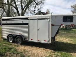 We represent over a dozen major trailer manufacturer's nationwide and can special order trailers built to fit your needs. 2000 Diamond D 3 Horse Slant Load Gooseneck Trailer Nex Tech Classifieds
