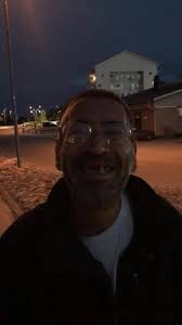 Tack till alla tjejer för att ni e så lätt klädda när det är varmt की  प्रोफ़ाइल