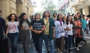 O que é casa azerbaijão sinônimos. Protestando Contra A Violencia Domestica Mulheres Do Azerbaijao Vao As Ruas E As Redes Sociais Global Voices Em Portugues