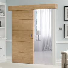 Bespoke Thruslide Surface Lille Oak Flush Door Sliding Door And Track Kit Prefinished Portas De Correr Sala Portas De Correr Quartos Fachadas De Casas Terreas