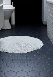 1001 Ideen Fur Badfliesen Modern Und Elegant Fur Einen Stilvollen Badezimmerlook Badezimmer Dunkelgraue Badezimmer Und Bodenfliesen Bad