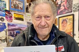 Laura Honold's Instagram, Twitter & Facebook