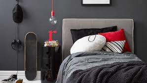 101 photos de chambres ado fille. Une Deco En Rouge Et Gris Dans La Chambre Des Ados My Blog Deco