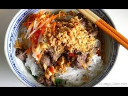 Vietnamese Beef Noodle Salad Bun Bo Nam Bo Bun Bo Xao Beef And Noodles Vietnamese Recipes Food