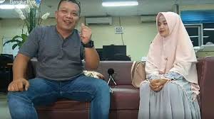 No hp janda siap nikah siri 2020 / cari janda merana | janda kesepian siap nikah. Cerita Sebenarnya Janda Metha Kanzul Kebelet Nikah Atau Jual Rumah Ini 6 Faktanya Halaman All Surya