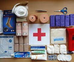 25 person, 16 unit kits. First Aid Kit For Cars 3 Steps With Pictures Instructables