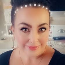 Deborah Sirois's Instagram, Twitter & Facebook