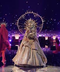 When the masked singer first premiered this fall, the real housewives alum tweeted, i think the sun is 100 percent leann rimes #maskedsinger. Who Is The Sun On The Masked Singer Clues Theories