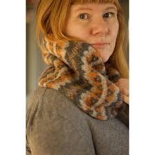 Vaarie Cowl Yarn Set in J&S 2ply by Gudrun Johnson
