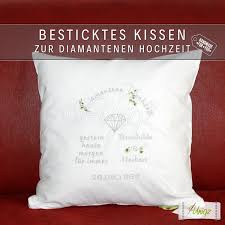 Oktober 2011 von admin in Zur Diamantenen Hochzeit Kissen Mit Aufwandiger Stickerei