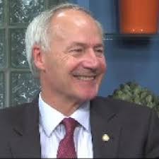 Hutchinson announces group to oversee computer science implementation