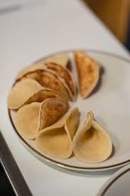 Atayef Arabische Gefullte Pfannkuchen Foodundco De Foodblog Aus Nurnberg Rezept Lebensmittel Essen Desserts Ohne Backen Pfannkuchen