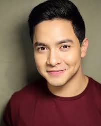 Alden Richards is another person who vanished right after his project with  Kathryn Bernardo 😂😂Seems like Kath was his spotlight the whole time  🤣.Even Kathden shippers stopped shipping them the moment he
