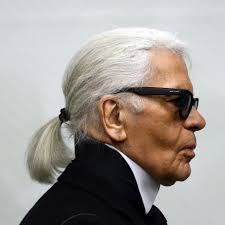 Check spelling or type a new query. Pourquoi Karl Lagerfeld Portait Il Un Catogan Depuis 1976 Elle