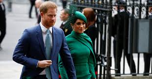 Die braut wurde von prinz charles zum altar geführt. Prinz Harry Und Seine Frau Meghan Erwarten Das Zweite Kind