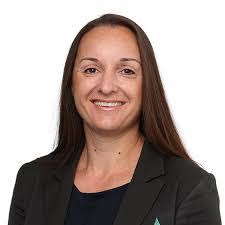 Joanne Moen's Instagram, Twitter & Facebook