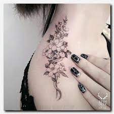 55 Awesome Shoulder Tattoos Hot Tattoo Flower Tattoo Shoulder Girl Shoulder Tattoos Neck Tattoo