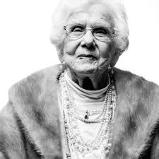 TOP 10 BEST Senior Portraits in Bowling Green, KY