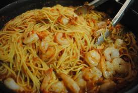 Shrimp Fra Diavolo 1 Lb Spaghetti Or Angel Hair Noodles 1 Lb Shrimp Peeled And Deveined 4 Tbs Olive Oil 5 Cloves Minced Garlic 1 Food Dishes Recipes Food